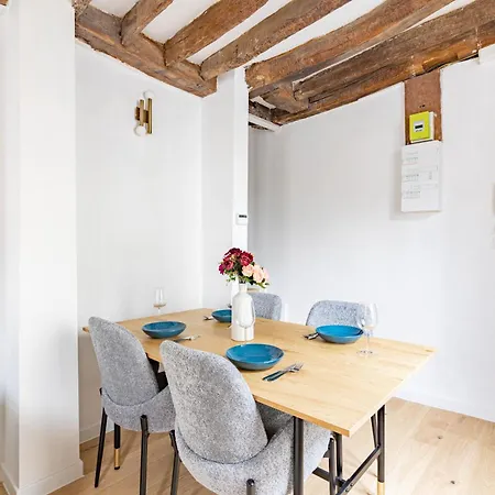 Quartier Fontaine Chatelet Les Halles Free Netflix باريس
